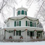 Christmas Tours at the Octagon House Museum